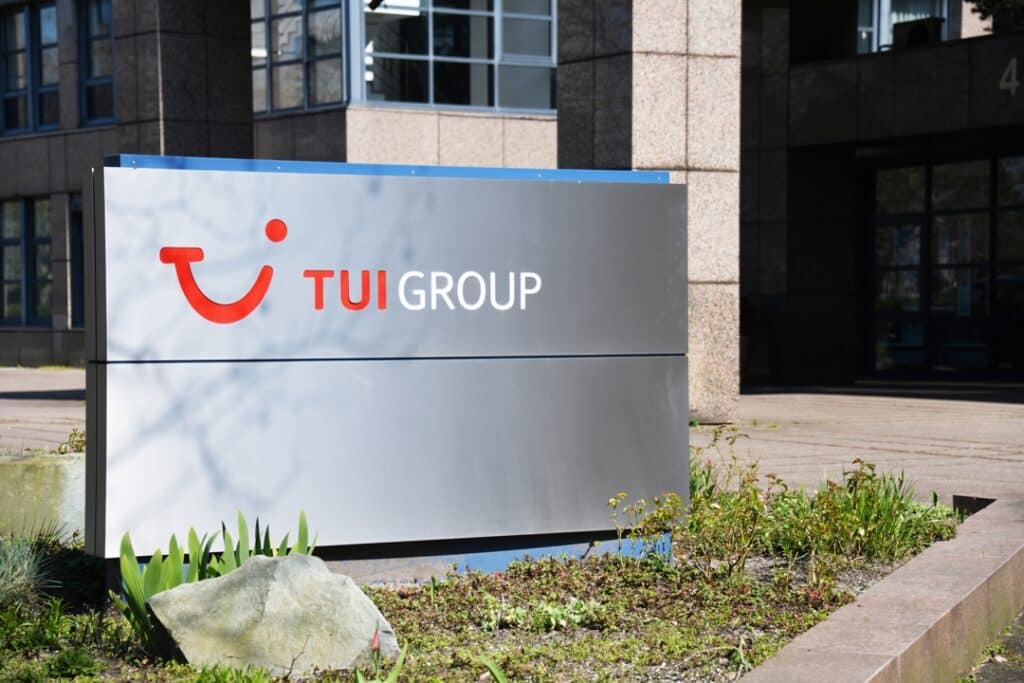 over tui fly partners